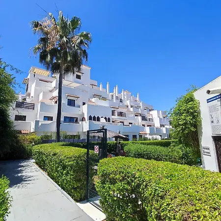 Lejlighed La Resina Golf - Terraza, Piscina Y Padel Estepona